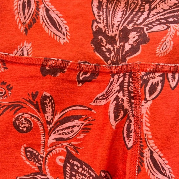 Beyond Yoga Spacedye Yoga Pants!! Brand new With Tags Attached! XS - Picture 8 of 9